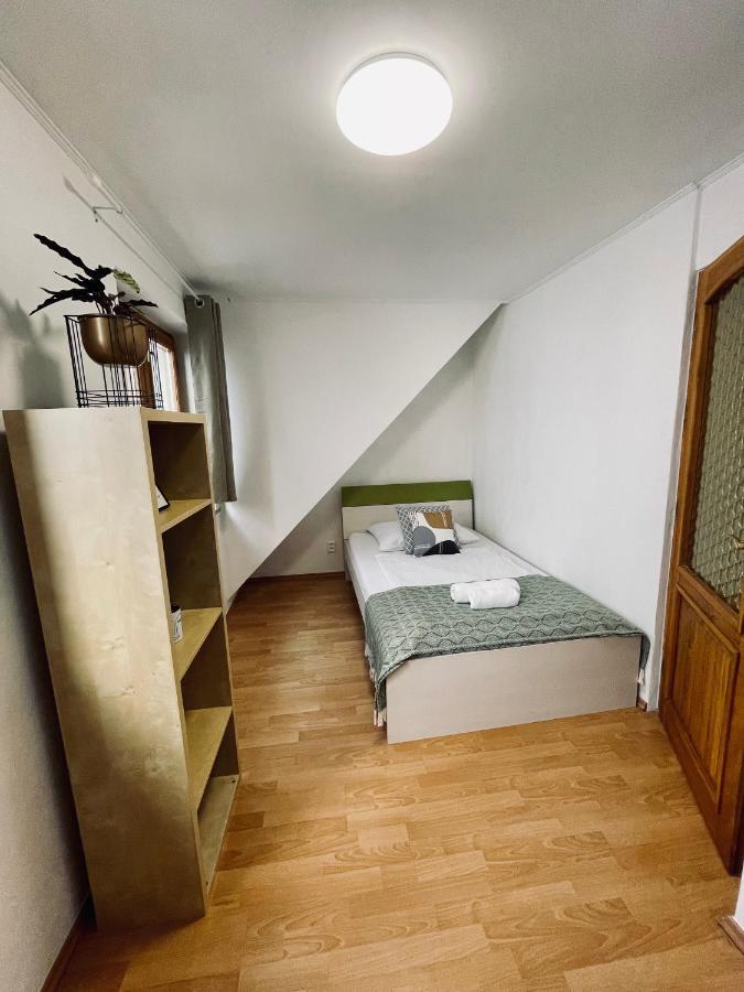 Hotel Dorfel à Košice Extérieur photo