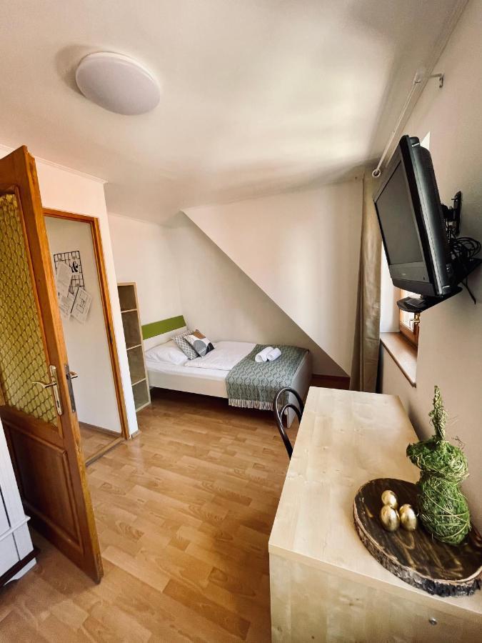 Hotel Dorfel à Košice Extérieur photo
